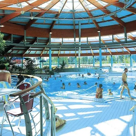 Im Seepark Mit Balkon Daire Sellin (Rugen)