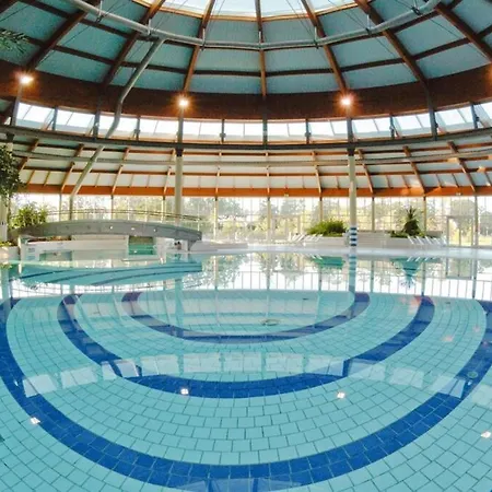 Im Seepark Mit Balkon Daire Sellin (Rugen)