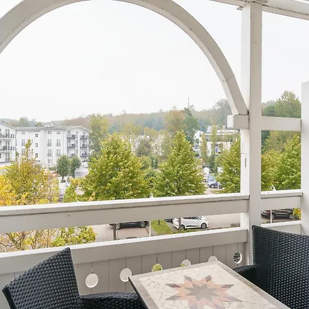 Im Seepark Mit Balkon * Sellin (Rugen)