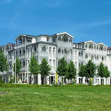 Im Seepark Mit Balkon * Sellin (Rugen)