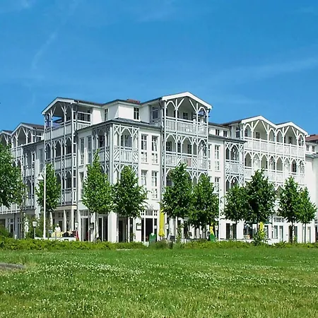 Im Seepark Mit Balkon * Sellin (Rugen)