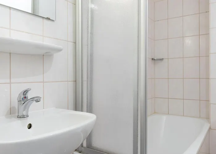 Im Seepark Mit Balkon Sellin (Rugen)